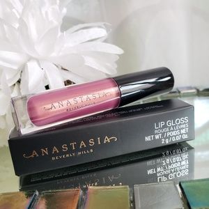 Anastasia Beverly Hills Makeup - Anastasia BH Lip Gloss - St. Tropez NEW Anastasia Beverly Hills Makeup - Anastasia BH Lip Gloss - St. Tropez NEW